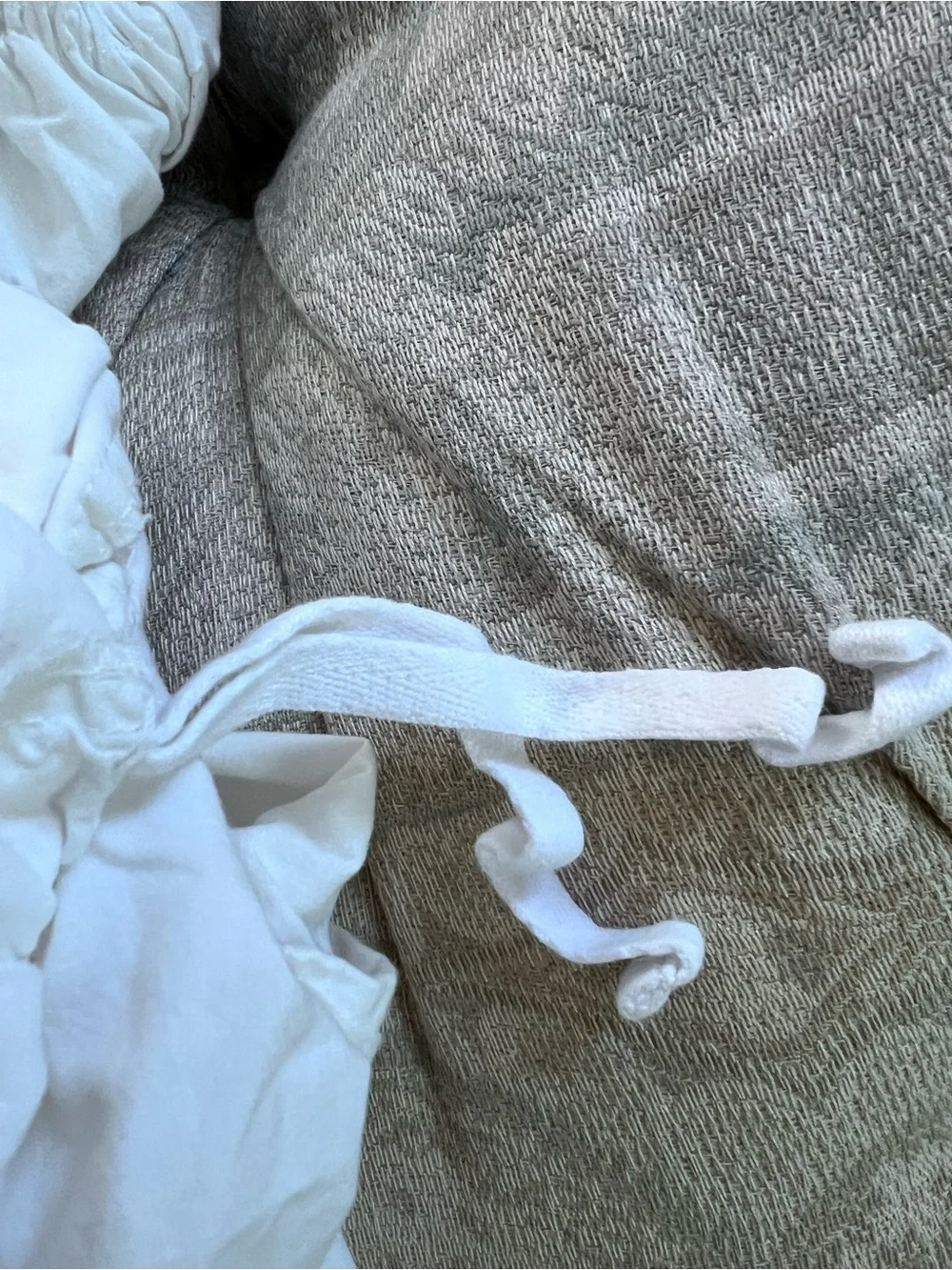 Organic Cotton Bedding duvet cover and sham by pottery barn teen. Twin XL